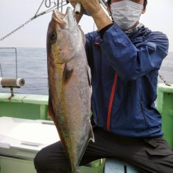 康仁丸・ジギング釣り果